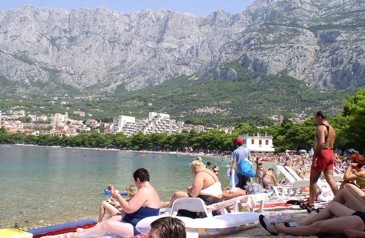 Na Makarskoj rivijeri dvije osobe u jednom danu preminule na plaži!