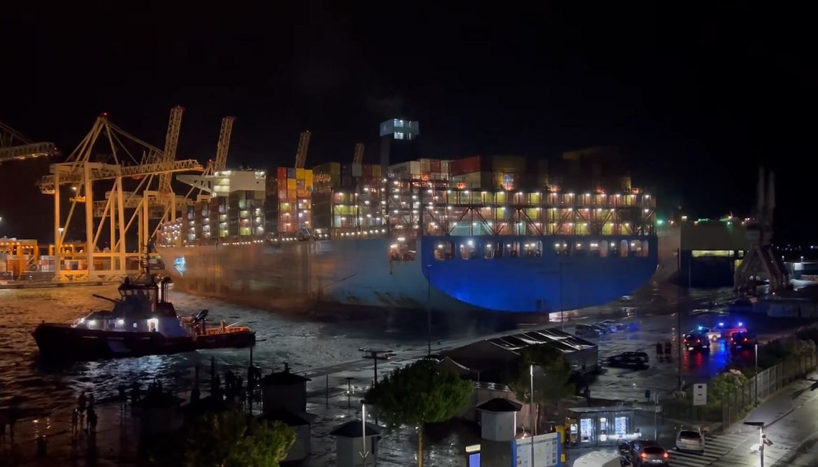 VIDEO Nevrijeme otrgnulo brodove s veza u Rijeci i Kopru