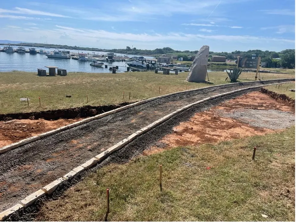 LIŽNJAN: U uvali Kuje europskim novcem počela izgradnja Ribarske staze