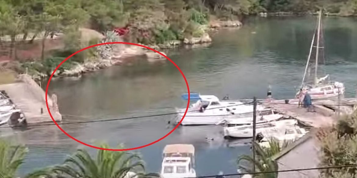 Posada jedrilice na Molatu tank govana ispustili u uvalu: "Smrad i smeđa mrlja šire se uokolo!"