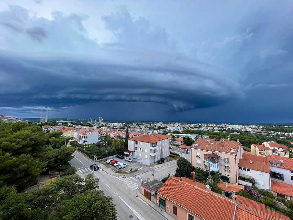 Novo nevrijeme stiglo do Istre!
