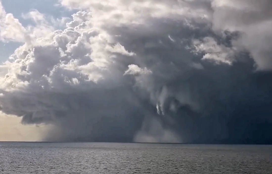 NEVRIJEME NA JADRANU: "Južno od Hvara je više centara oluje"