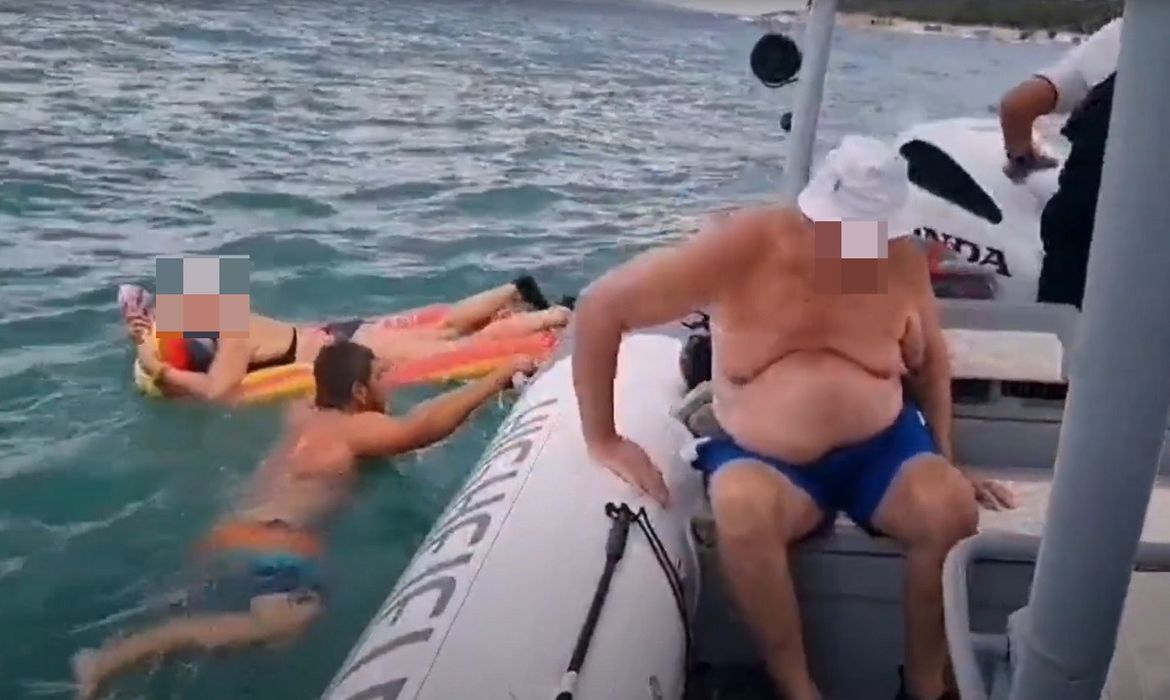 VIDEO Novljani spasili Mađare s otočića San Marino - Na more usred nevere krenuli na madracima!