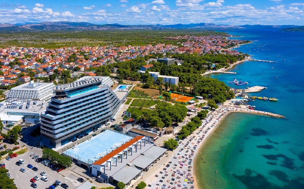 Britanac boravio u vodičkom hotelu, popio mini-bar, ukrao ključ i nije platio