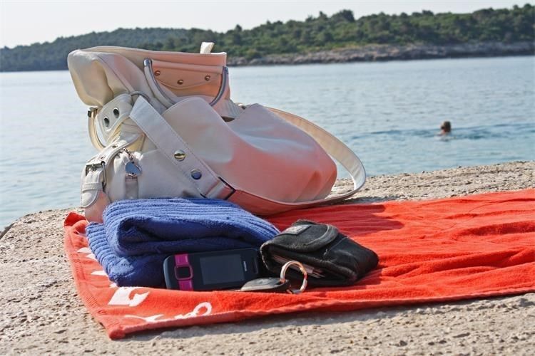 Istarska policija upozorava na krađe s plaža - Pripazite na ove detalje!
