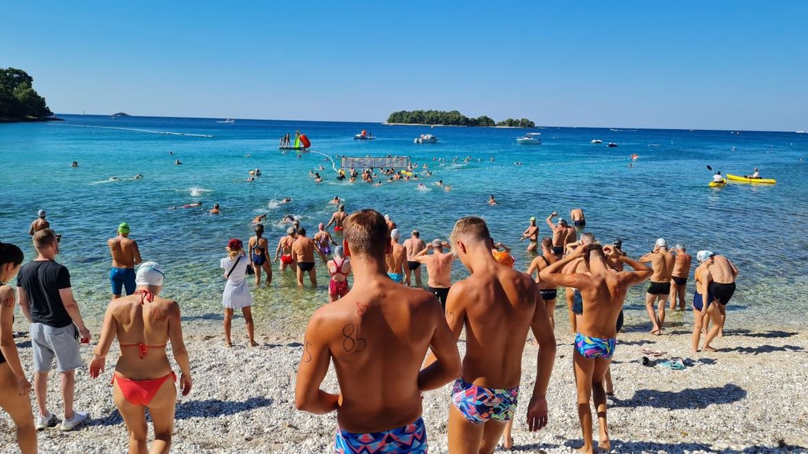 FOTO Održano 24. izdanje plivačkog maratona sv. Eufemije