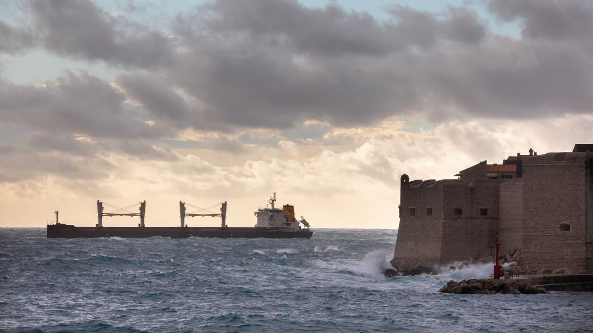 Jesu li istinite glasine da Zadarska Tankerska plovidba preuzima Atlantsku plovidbu?