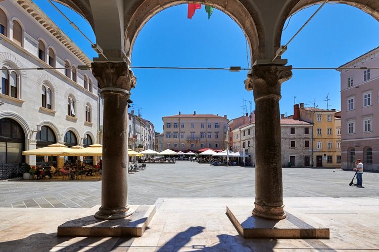 Pulski ugostitelji traže skraćivanje ljetnih manifestacija na najviše tjedan dana