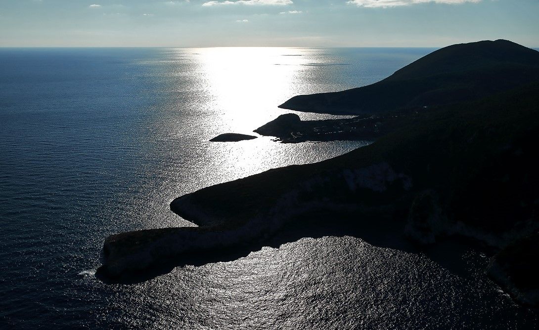 Nove atrakcije otoka Biševa, vojni tuneli i terasa s pogledom na Jadran