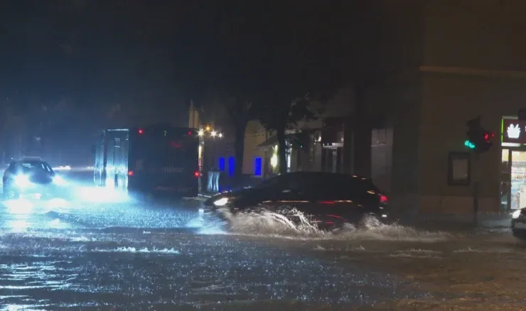 Obilna kiša u Rijeci, poplavljeni podrumi kuća i poslovnih prostora