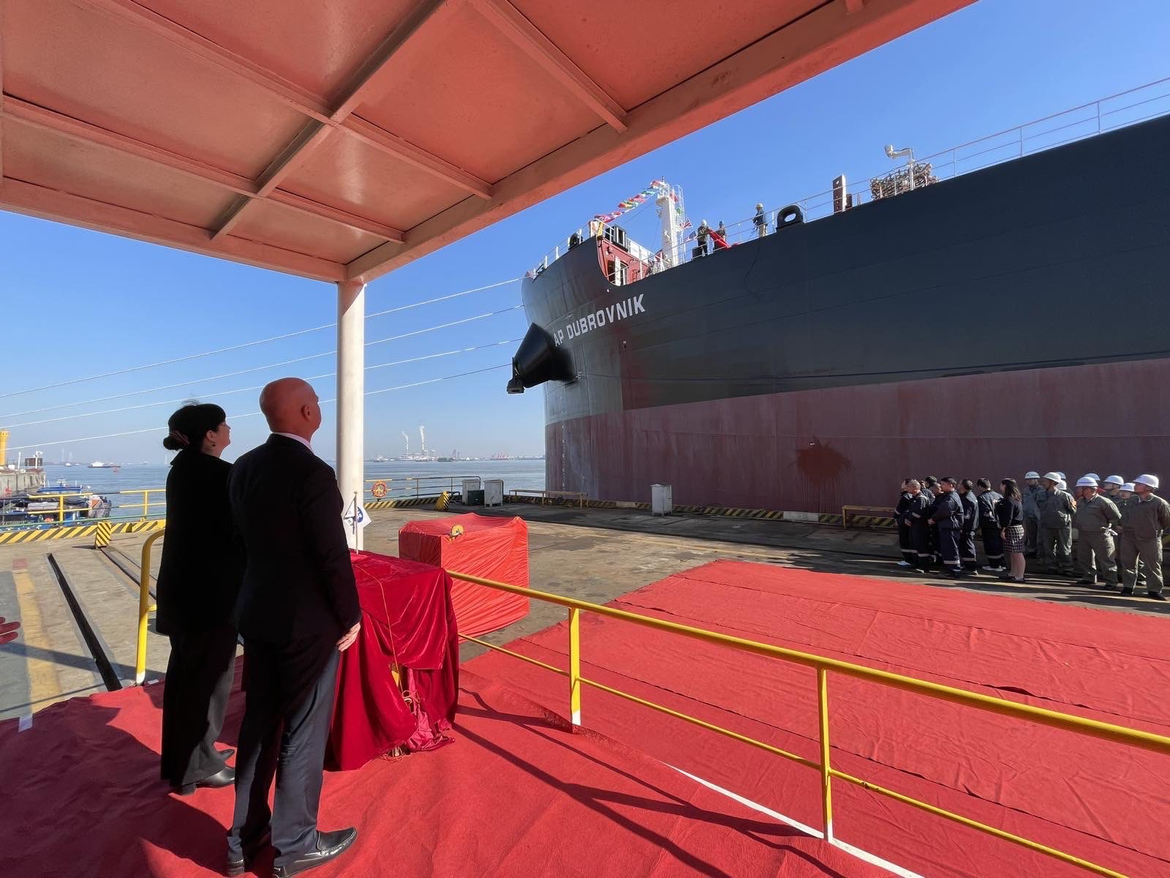 Brod AP Dubrovnik pod zapovjedništvom kapetana Jovanovića započinje svoje putovanje