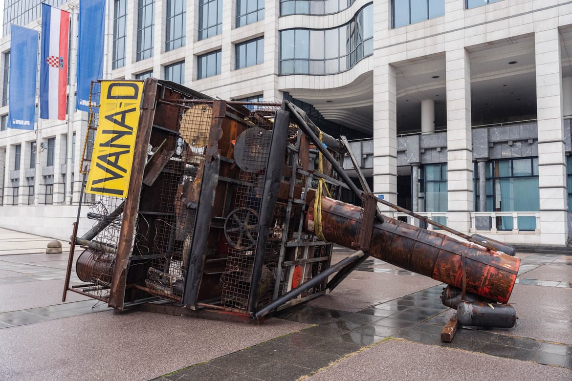 GREENPEACE PROZIVA INU "Jadran nije groblje vaših oronulih platformi!"