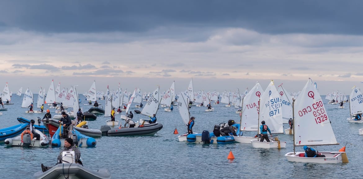 Gužva u cilju na regati Svetog Nikole