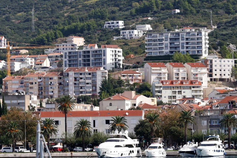 Makarska zabranjuje višestambenu gradnju - jeli ovo početak kraja betonizacije Jadrana ili obični spin?
