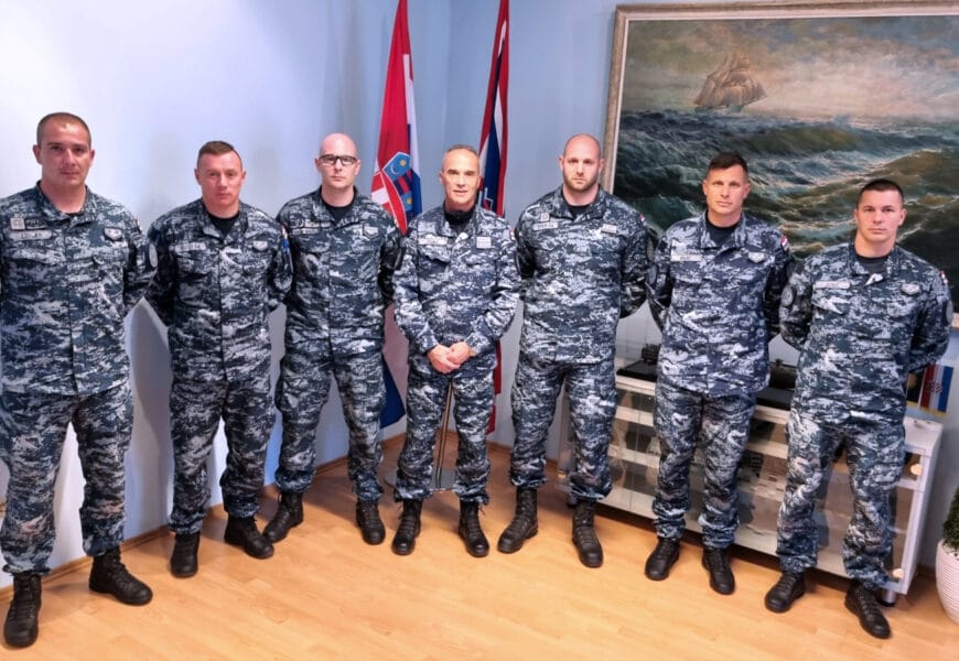 Tim protuminskih ronitelja Flote HRM-a upućen u aktivnosti Stalne NATO skupine protuminskih snaga 2