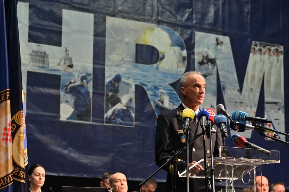 Komodor Damir Dojkić novi zapovjednik Hrvatske ratne mornarice
