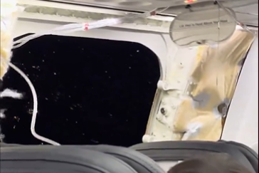 VIDEO Ups, ovo je jako nezgodno! Avionu usred leta eksplodirao prozor u letu!