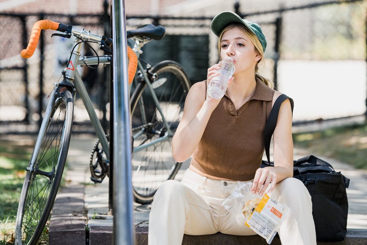 Znanstvenici potvrdili - Flaširana voda koju kupujemo u trgovinama prepuna je opasne nanoplastike