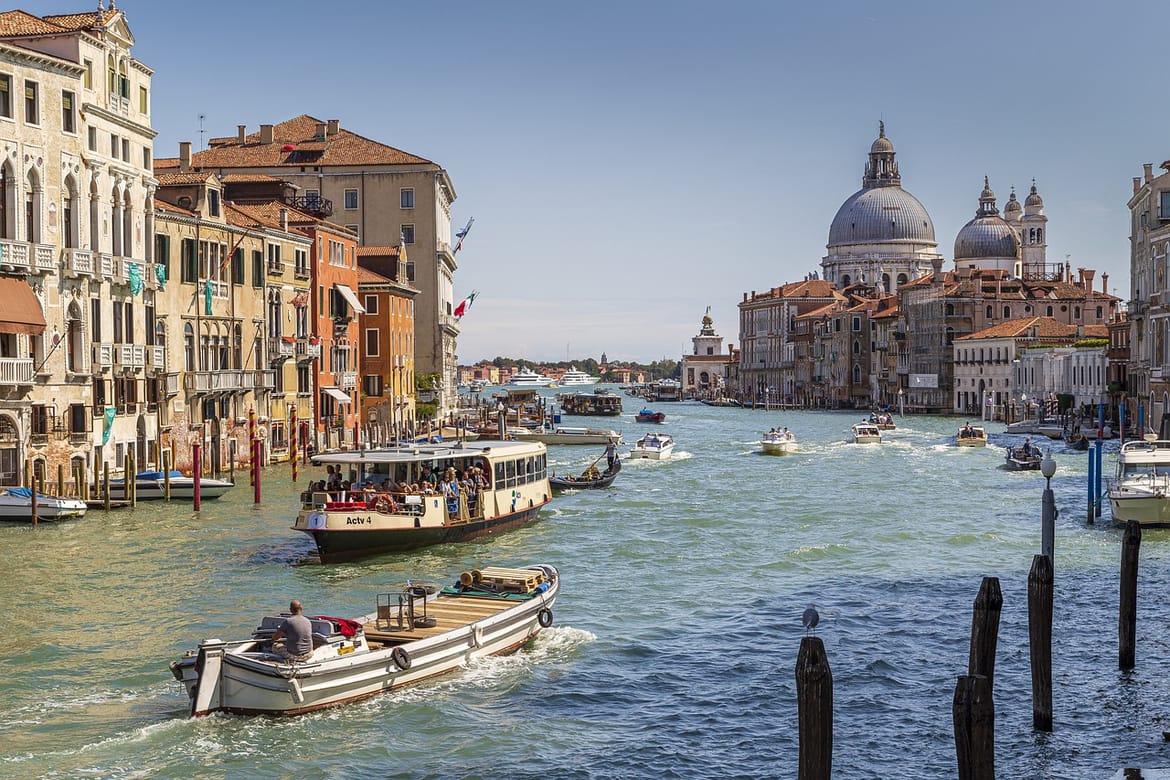 Venecija će zabraniti veće turističke skupine ali i njihove zvučnike