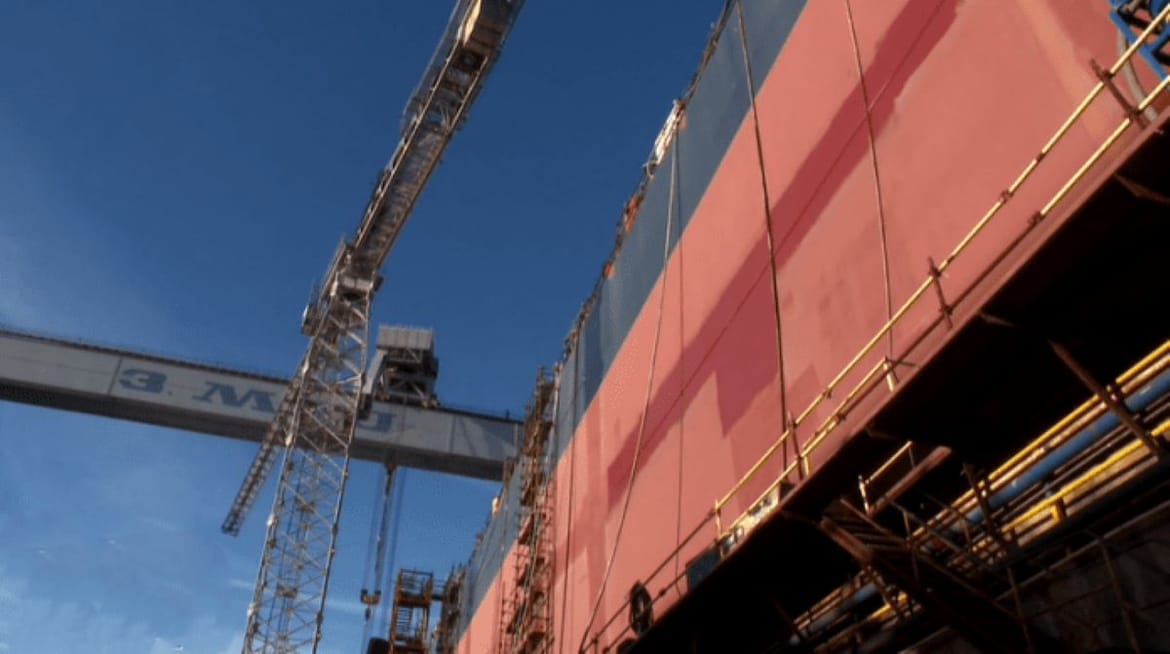 Uskoro porinuće novogradnje 527. - Zbog završetka izgradnje u 3. maju uvedeno krizno upravljanje