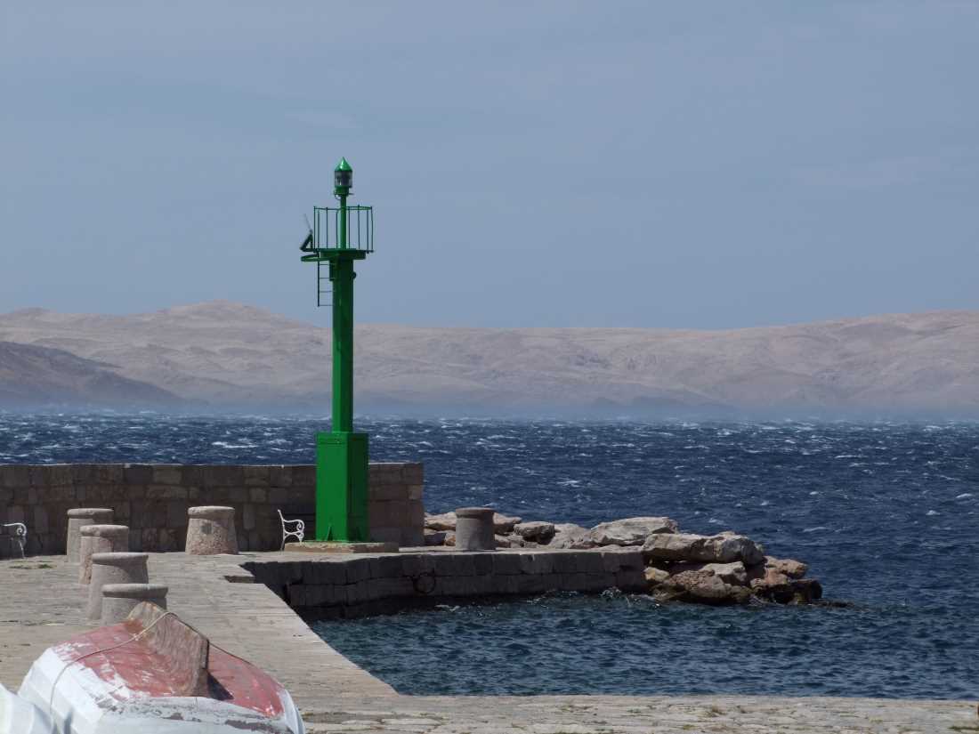 PROMJENJIVI PONEDJELJAK Okrenulo na buru, a moguće su i nevere