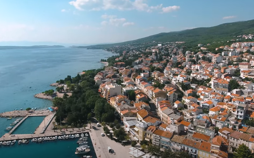 Crikvenica "jača" potpore za novorođenu djecu - Roditeljima trećeg dijeteta prilično velik iznos