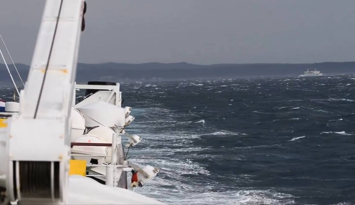 Jugo prekinulo veze s brojnim otocima, evo koje linije ne plove