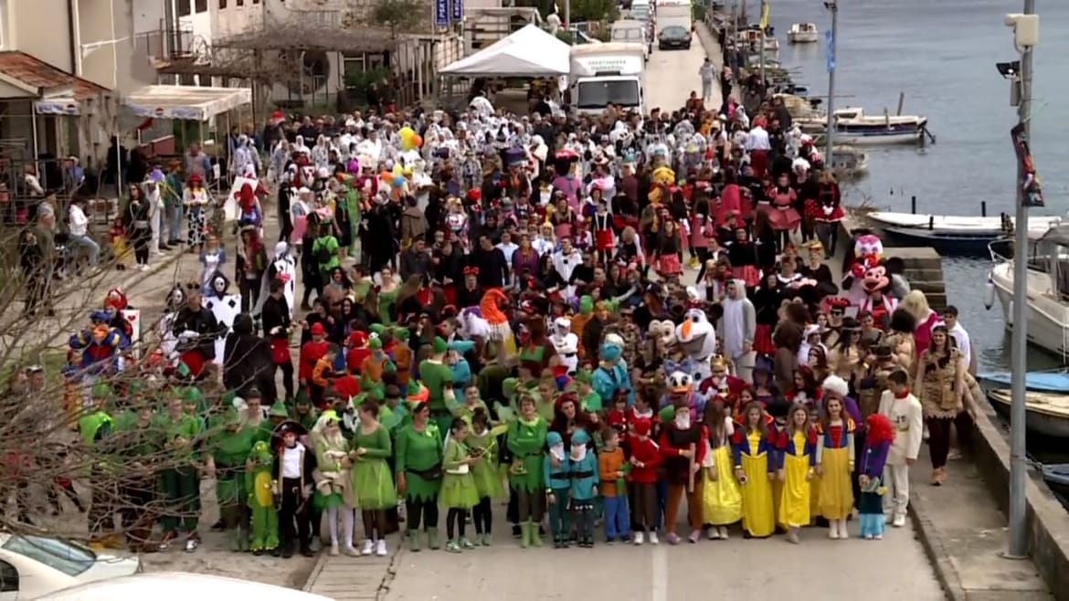 Novi Guinnessov rekord? - U Kominu gotovo 500 ljudi kostimirano u Disneyeve likove