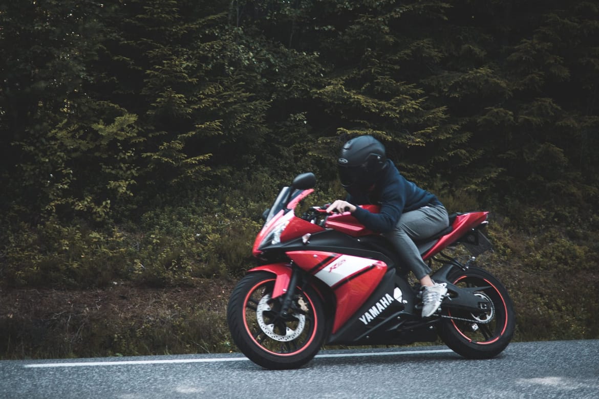 NIJE IM DAO SPAVATI Divljao motorom po Dubrovniku pa "pobrao" kaznu od skoro 3000 eura