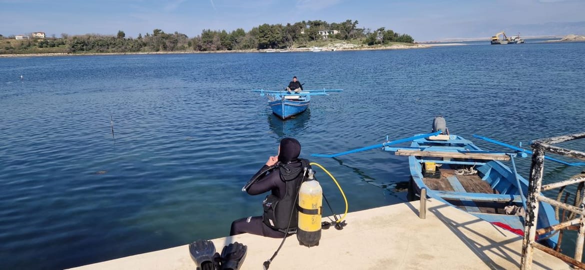 FOTO Čistilo se podmorje u ninskom portu
