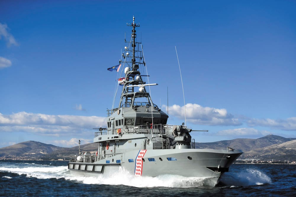 NOVI OPHODNI BROD STIŽE ZA DEVET MJESECI Anušić s Debeljakom potpisao ugovor za isporuku