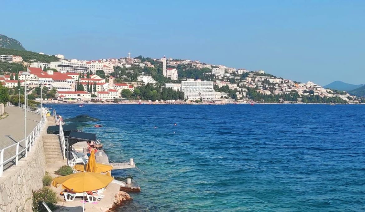 U Neumu trljaju ruke zbog visokih cijena na hrvatskoj obali: “Ne pamtimo rezervacije u ovo doba…”