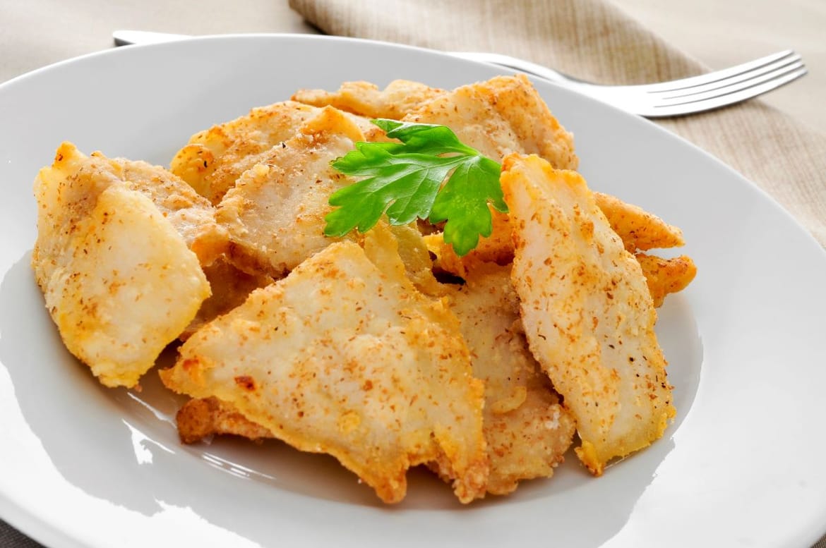 OZBILJAN RIZIK ZA ZDRAVLJE! U smrznutom paniranom osliću pronađeni komadići plastike