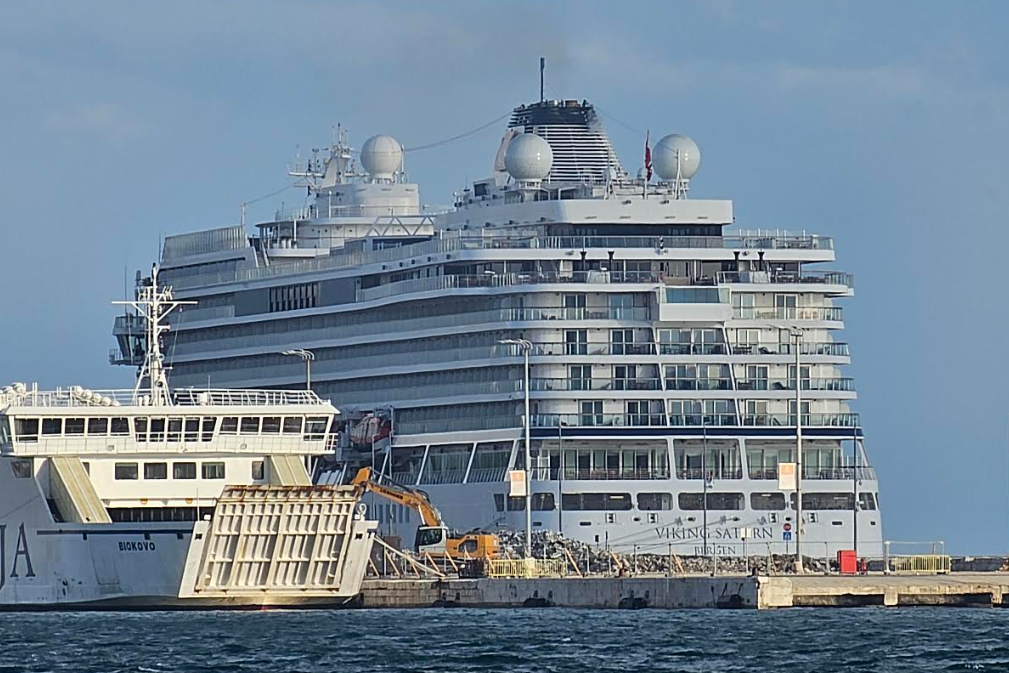 Viking Saturn nakon Šibenika "bacio cimu" i u Splitu!