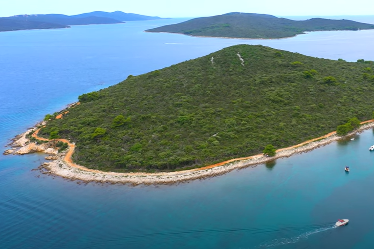 Primio novac za izvođenje građevinskih radova na Ugljanu, a radove nije obavio!