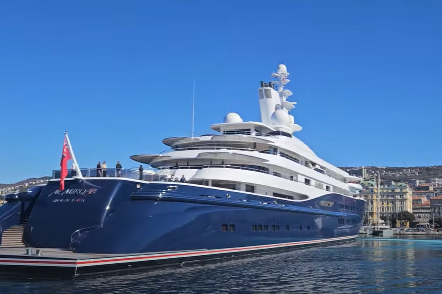 U riječku luku uplovila je možda i najluksuznija jahta do sada - vlasnik posjeduje jedan nogometni klub!