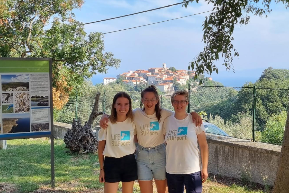 Traže se volonteri za očuvanje bjeloglavih supova na Cresu, Krku, Plavniku i Prviću!