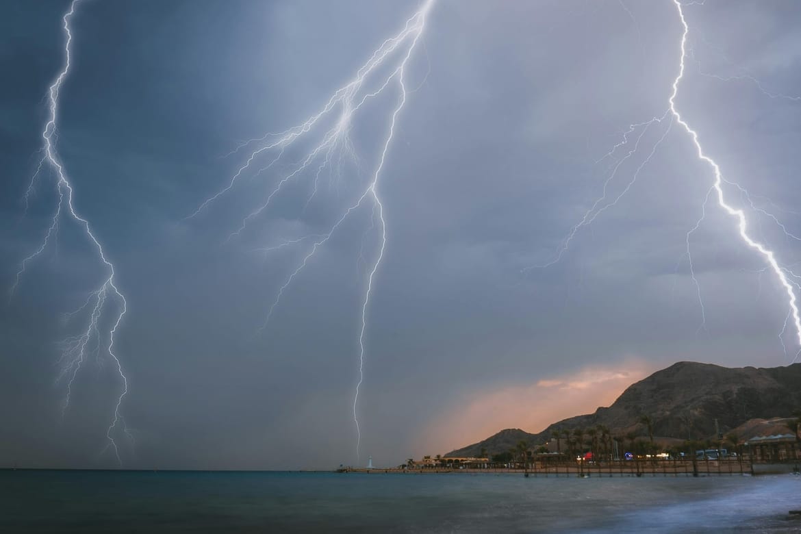 Nautičari dodatan oprez - Mogući su neverini!