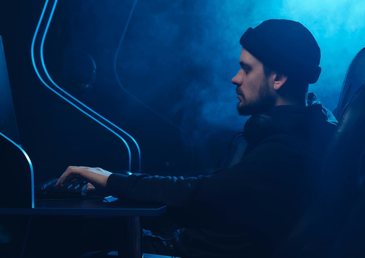 SMS prijevara u Splitu - primila "paket" ostala bez 1540 eura