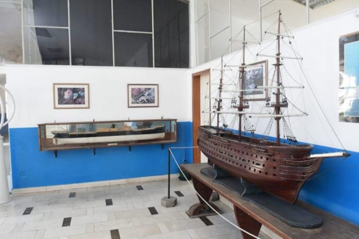 Davne 1852. godine u ožujku, Pomorska škola u Dubrovniku počela je s radom