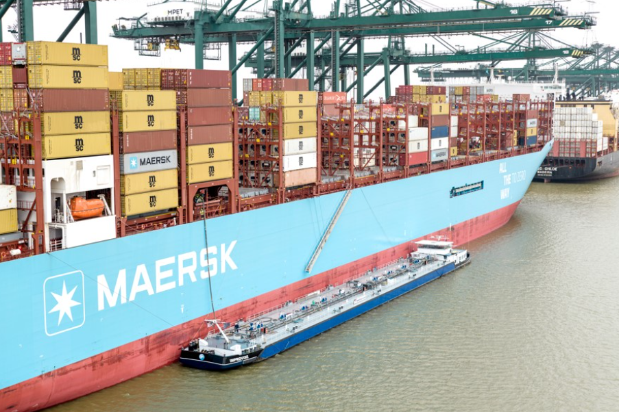 Kontejnerski brod na metanol prvi se put opskrbio gorivom u europskim vodama!