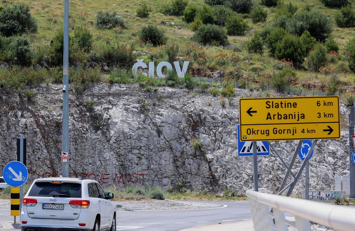 U Čiovu nestalo slovo "O"!