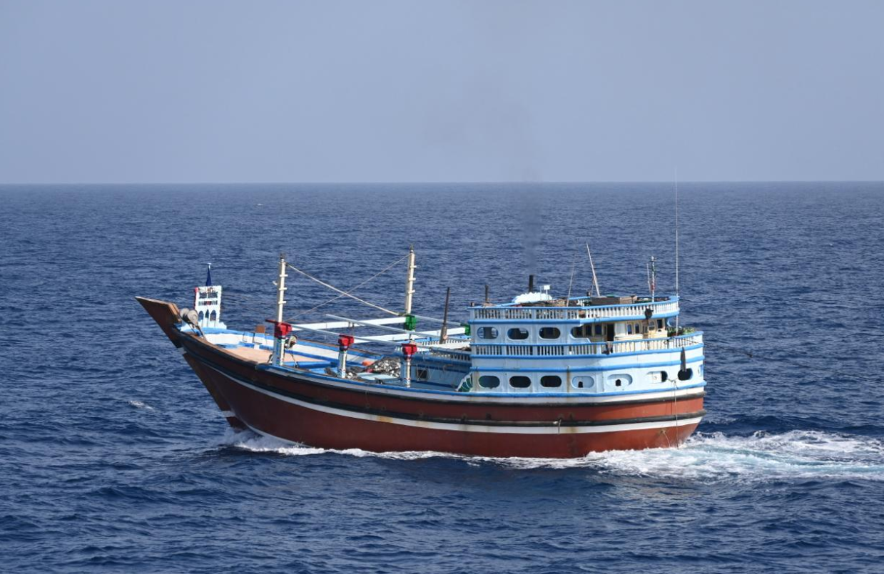 Pirati ponovno napadaju u Indijskom oceanu - posada se sakrila!