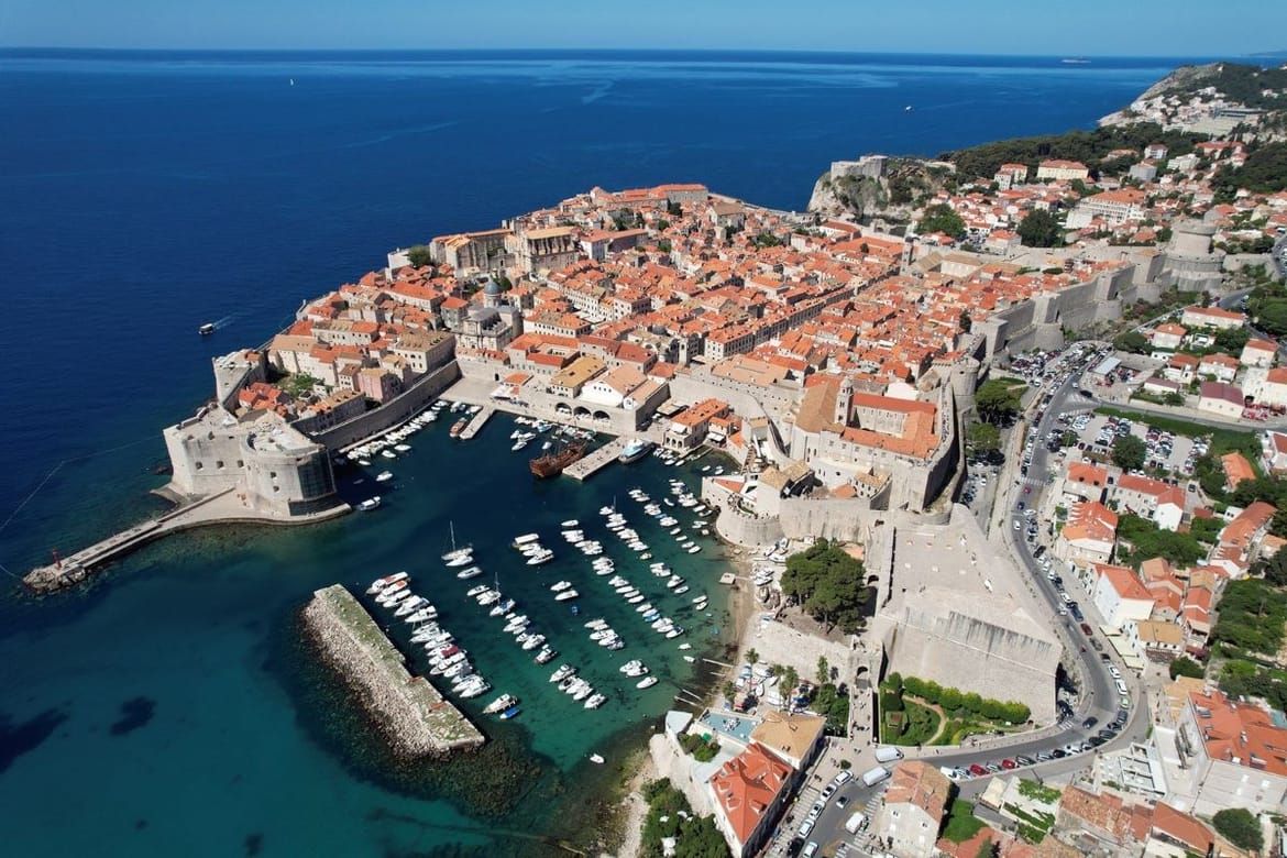 U Dubrovniku se otkazuju javne površine za restorane