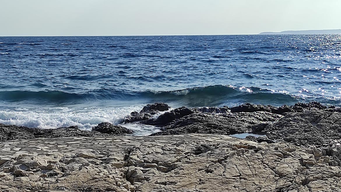 Tijekom dana vruće, osvježenje će donijeti poslijepodnevni maestral