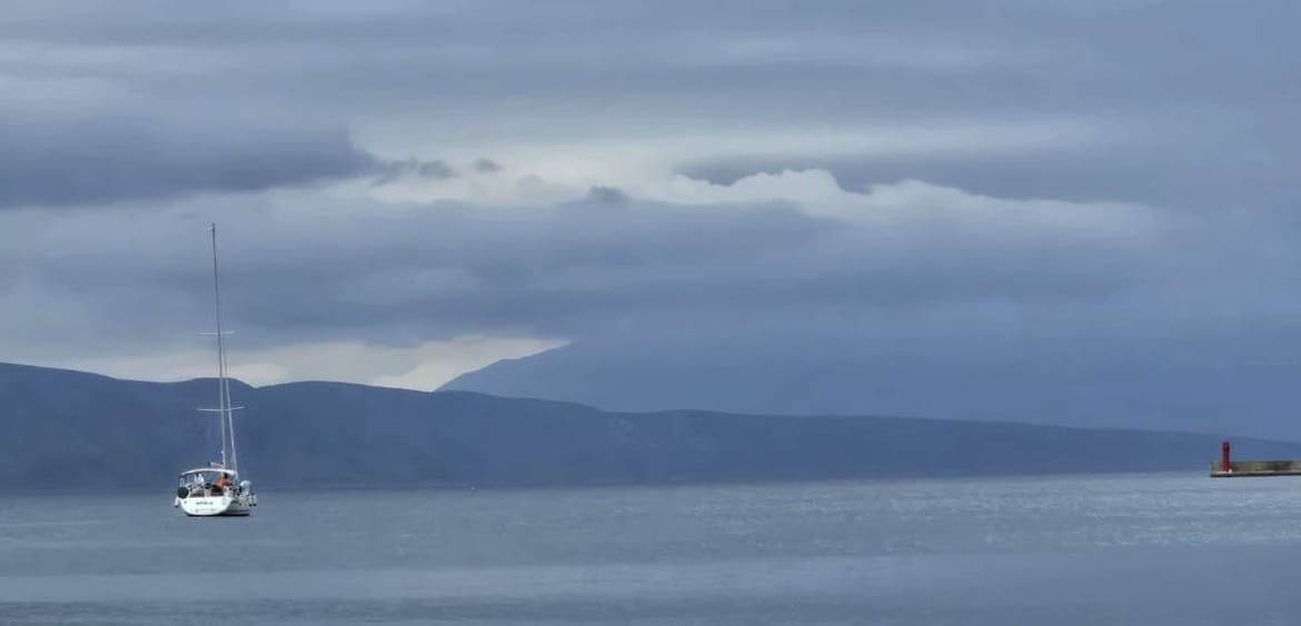 Potencijalno opasno vrijeme: Narančasti meteoalarm zbog nevera na Jadranu!