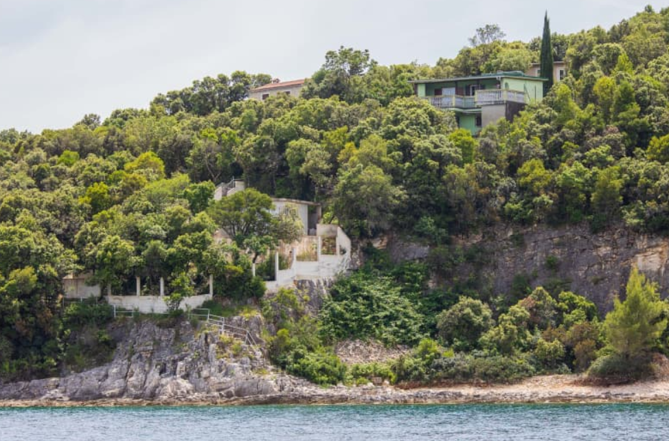 Okupacija pomorskog dobra po istočnoj obali Istre!