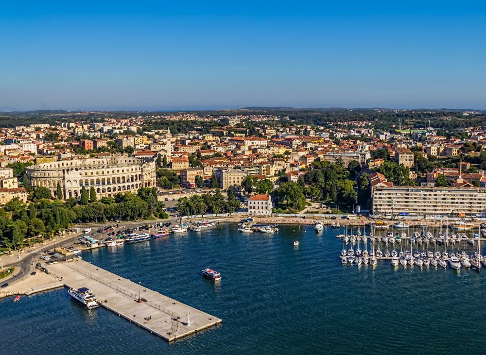 TEHNIČKI PROBLEMI Spremnici otpada u Puli sami se zaključali!