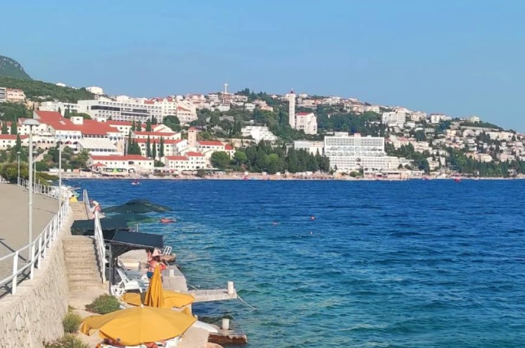 NOVA MORSKA POŠTANSKA MARKA Rezultat je suradnje festivala podvodnog filma Neum i HP-a!