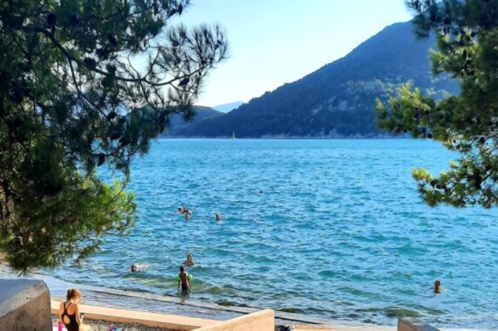 ZAVOD ZA JAVNO ZDRAVSTVO More na gradskoj plaži u Pločama nije zadovoljavajuće!